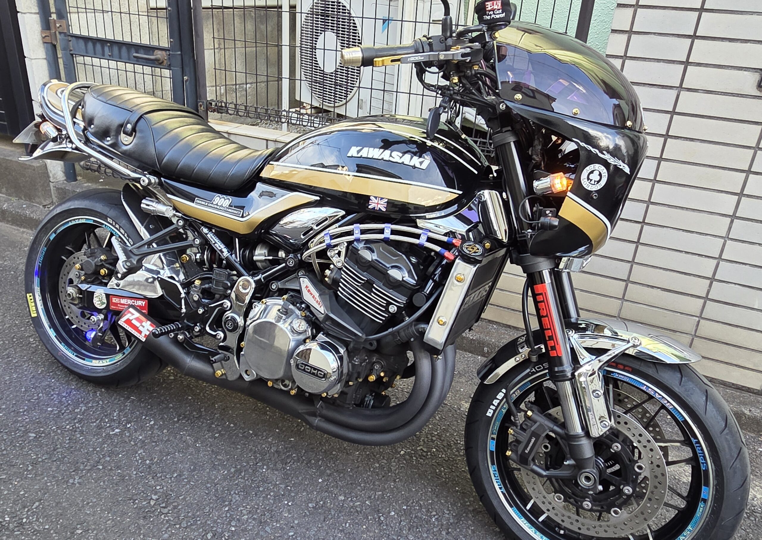 kawasaki Z900RS
